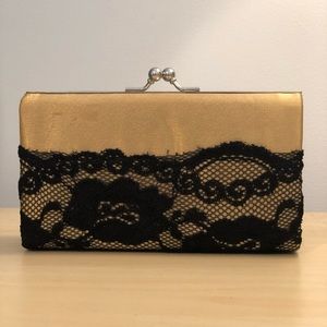 Bijoux Terner evening clutch.